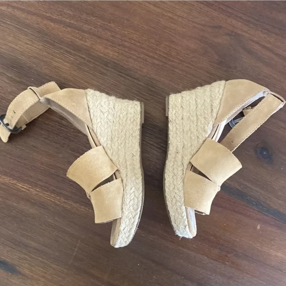 Matisse Natural Cha Cha Boho Suede Espadrilles Wedge Sandal